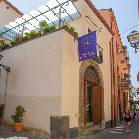 Bed & Breakfast Palazzo Delle Grazie 4*
